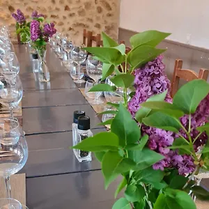 La Fontaine Hotel